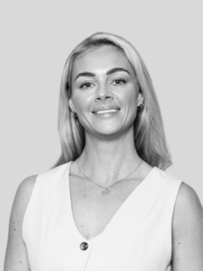 Rebecca Gillen Headshot